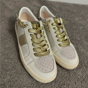 Vintage Havana Sneakers